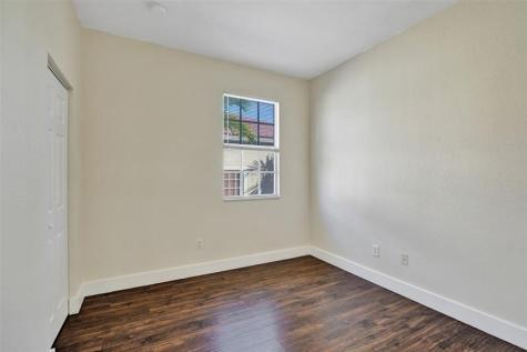9075 Plymouth Place Tamarac FL 33321
