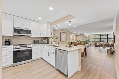 4132 S Carambola Circle S Coconut Creek FL 33066