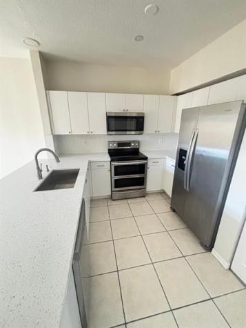 2304 SE 23rd Avenue Homestead FL 33035