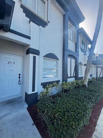 2304 SE 23rd Avenue Homestead FL 33035