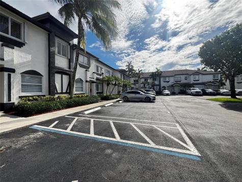 2304 SE 23rd Avenue Homestead FL 33035