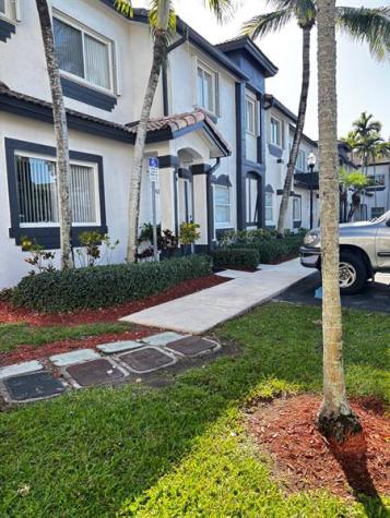 2304 SE 23rd Avenue Homestead FL 33035