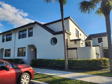 11358 Taft Street Pembroke Pines FL 33026