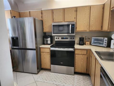 11358 Taft Street Pembroke Pines FL 33026