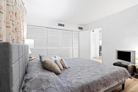 5201 NE 24th Terrace Fort Lauderdale FL 33308