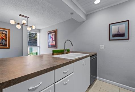 653 Cypress Lane Fort Lauderdale FL 33305