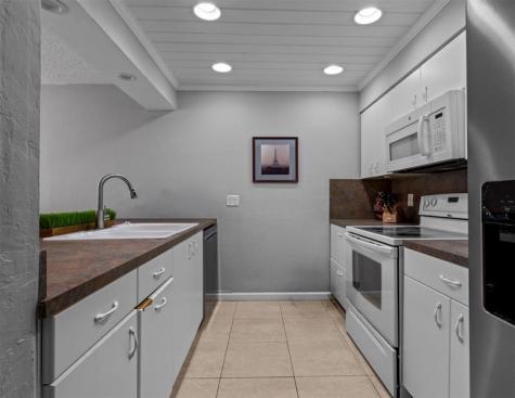 653 Cypress Lane Fort Lauderdale FL 33305