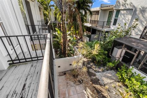 653 Cypress Lane Fort Lauderdale FL 33305