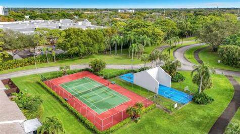 16324 Country Lake Circle Delray Beach FL 33484