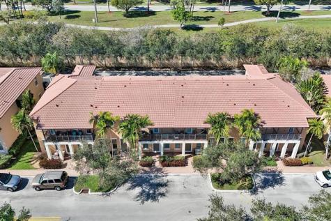 1226 SW 147th Terrace Pembroke Pines FL 33027