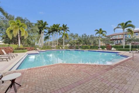 1226 SW 147th Terrace Pembroke Pines FL 33027