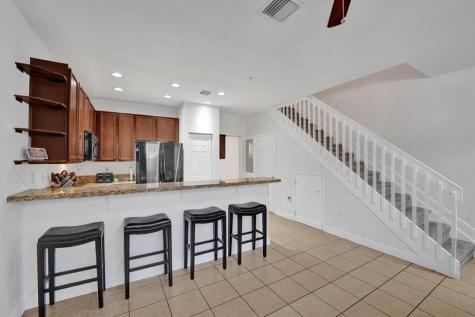 1226 SW 147th Terrace Pembroke Pines FL 33027