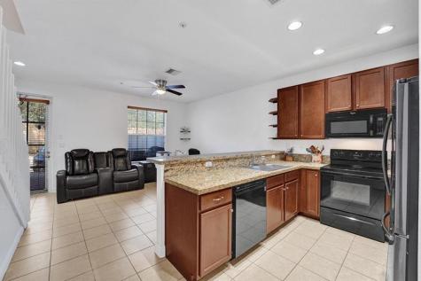1226 SW 147th Terrace Pembroke Pines FL 33027