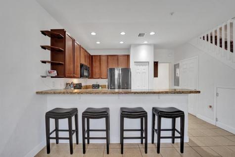 1226 SW 147th Terrace Pembroke Pines FL 33027