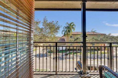 1226 SW 147th Terrace Pembroke Pines FL 33027