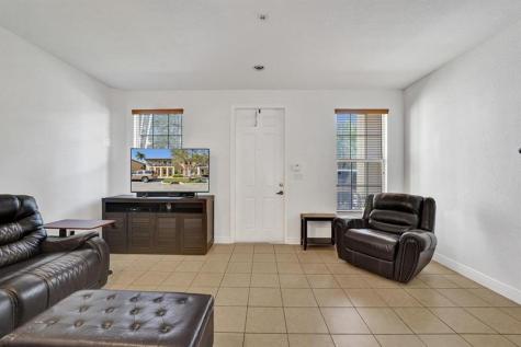 1226 SW 147th Terrace Pembroke Pines FL 33027
