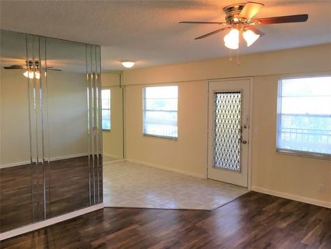 551 SW 135th Avenue Pembroke Pines FL 33027