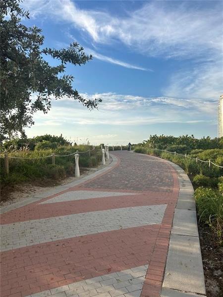 345 Ocean Drive Miami Beach FL 33139