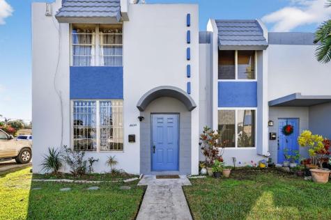 14220 NE 3rd Court Miami FL 33161