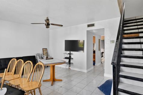 14220 NE 3rd Court Miami FL 33161