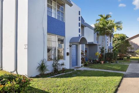14220 NE 3rd Court Miami FL 33161