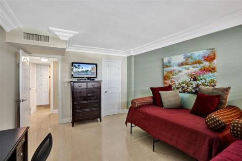 1012 N Ocean Boulevard Pompano Beach FL 33062