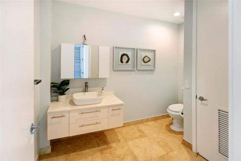 301 Hendricks Isle Fort Lauderdale FL 33301