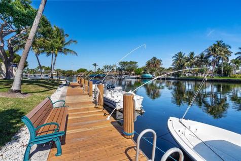 140 Cypress Club Drive Pompano Beach FL 33060