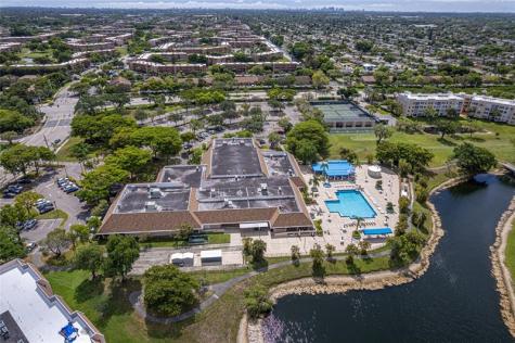 10315 NW 24th Place Sunrise FL 33322