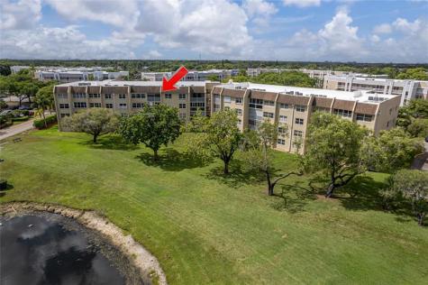 10315 NW 24th Place Sunrise FL 33322