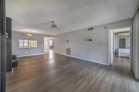 10315 NW 24th Place Sunrise FL 33322