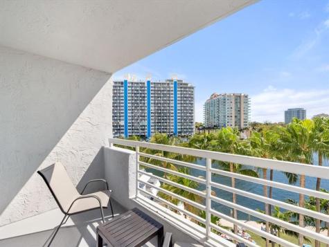 2670 E Sunrise Boulevard Fort Lauderdale FL 33304