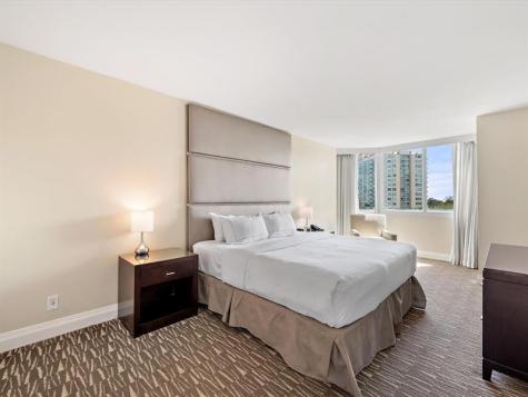 2670 E Sunrise Boulevard Fort Lauderdale FL 33304
