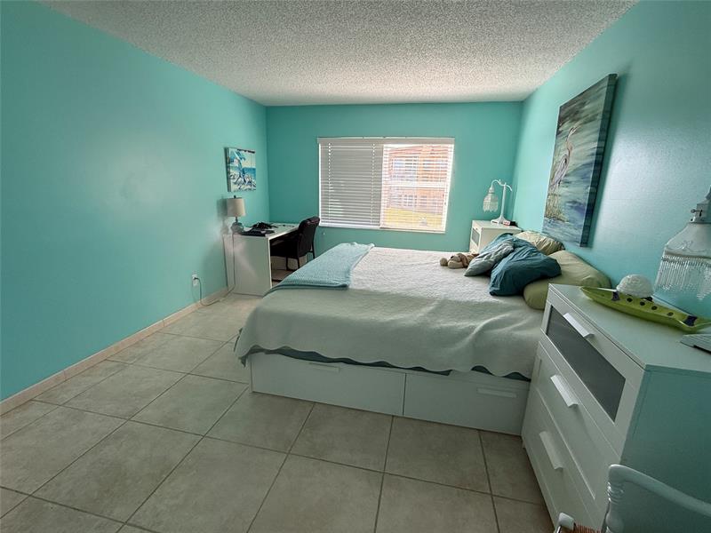 2761 N Pine Island Road Sunrise FL 33322