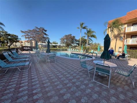 2761 N Pine Island Road Sunrise FL 33322