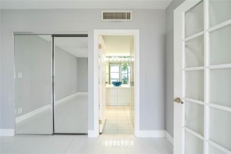 20379 W Country Club Drive Aventura FL 33180