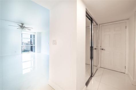 20379 W Country Club Drive Aventura FL 33180