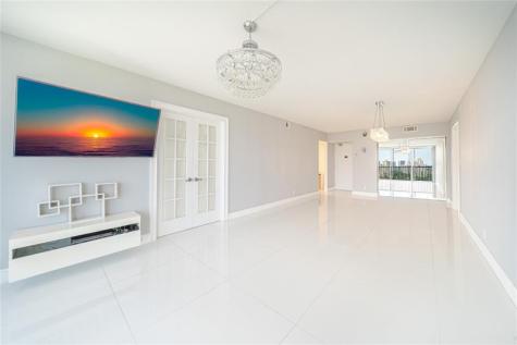 20379 W Country Club Drive Aventura FL 33180