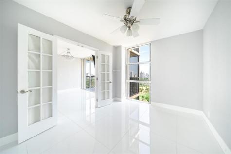 20379 W Country Club Drive Aventura FL 33180