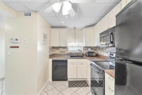 8971 S Hollybrook Boulevard Pembroke Pines FL 33025