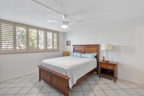8971 S Hollybrook Boulevard Pembroke Pines FL 33025