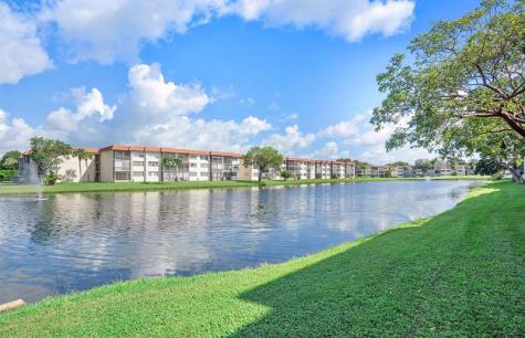 8971 S Hollybrook Boulevard Pembroke Pines FL 33025
