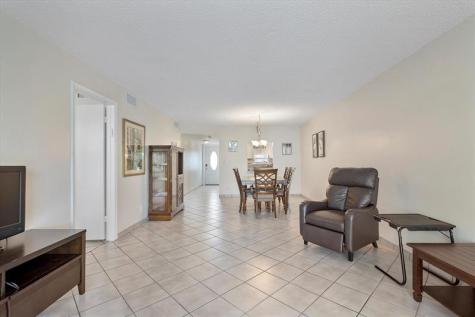 8971 S Hollybrook Boulevard Pembroke Pines FL 33025