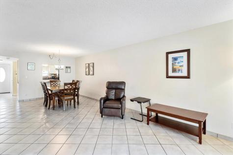 8971 S Hollybrook Boulevard Pembroke Pines FL 33025