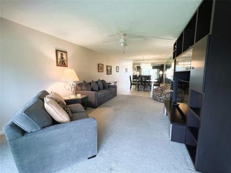 2902 Victoria Circle Coconut Creek FL 33066