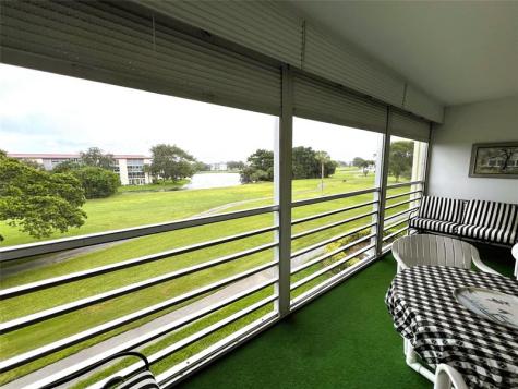 2902 Victoria Circle Coconut Creek FL 33066