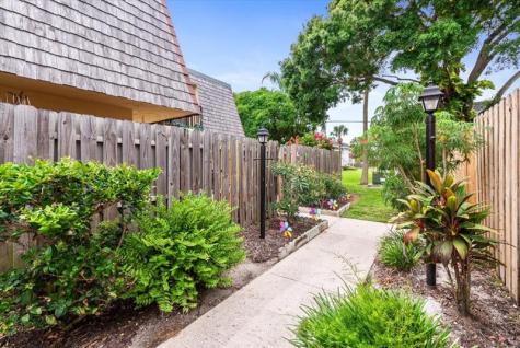 1170 6TH Avenue Vero Beach FL 32960