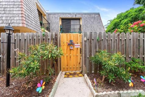 1170 6TH Avenue Vero Beach FL 32960