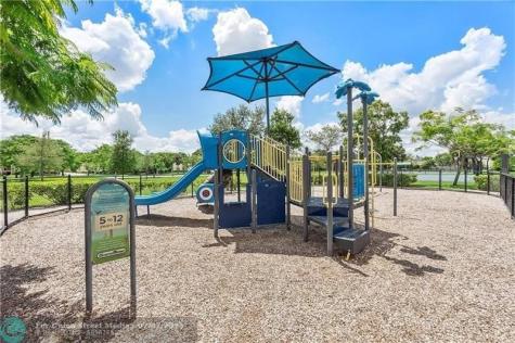 4276 NW 89th Avenue Coral Springs FL 33065