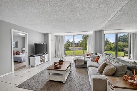 4272 Deste Court Lake Worth FL 33467